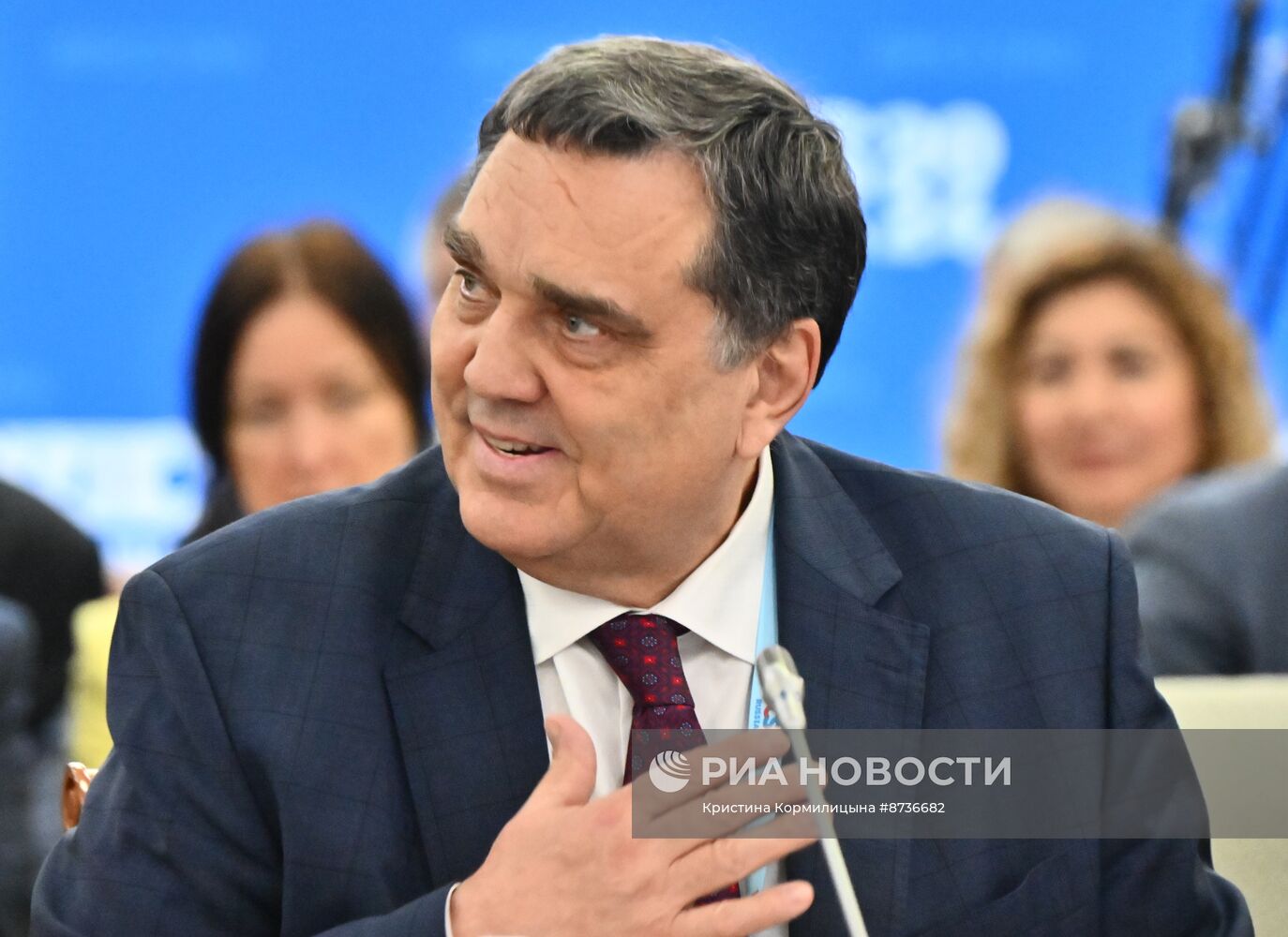 Круглый стол по обмену опытом на тему "Аудит на региональном и муниципальном уровнях"