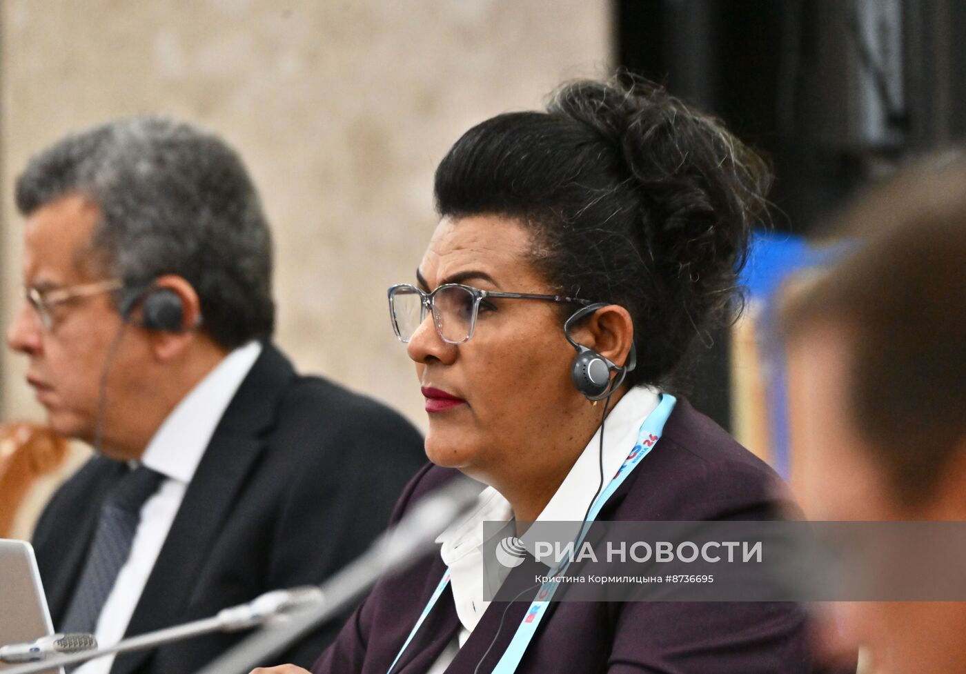 Круглый стол по обмену опытом на тему "Аудит на региональном и муниципальном уровнях"