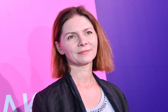 Премьера сериала "Она такая классная"