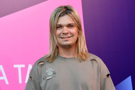 Премьера сериала "Она такая классная"