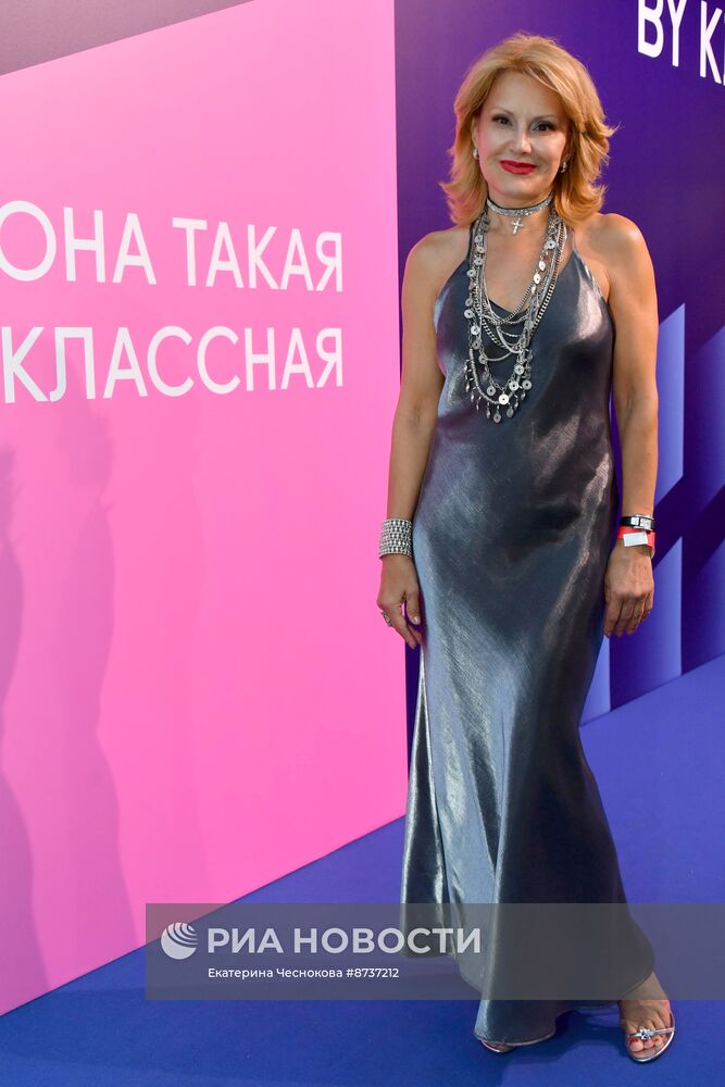 Премьера сериала "Она такая классная"