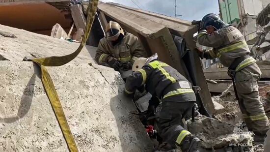 Взрыв в жилом доме в Нижним Тагиле