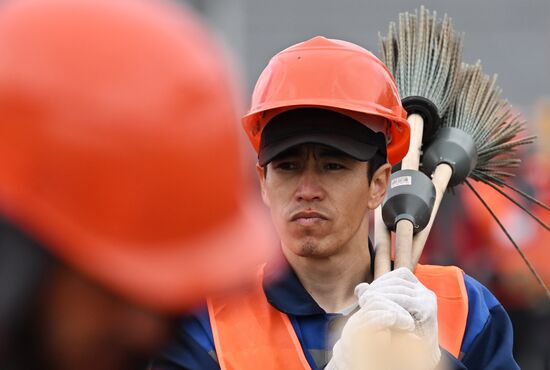 Мэр Москвы С. Собянин посетил ВДНХ в честь 85-летия 