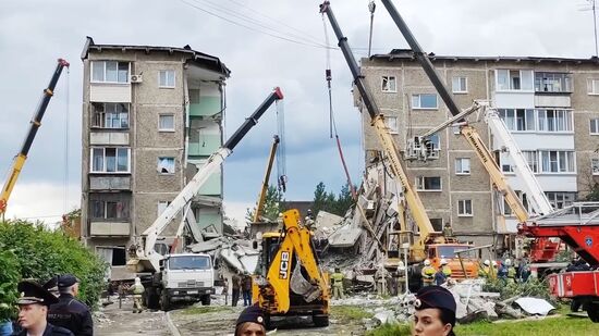 Взрыв в жилом доме в Нижним Тагиле