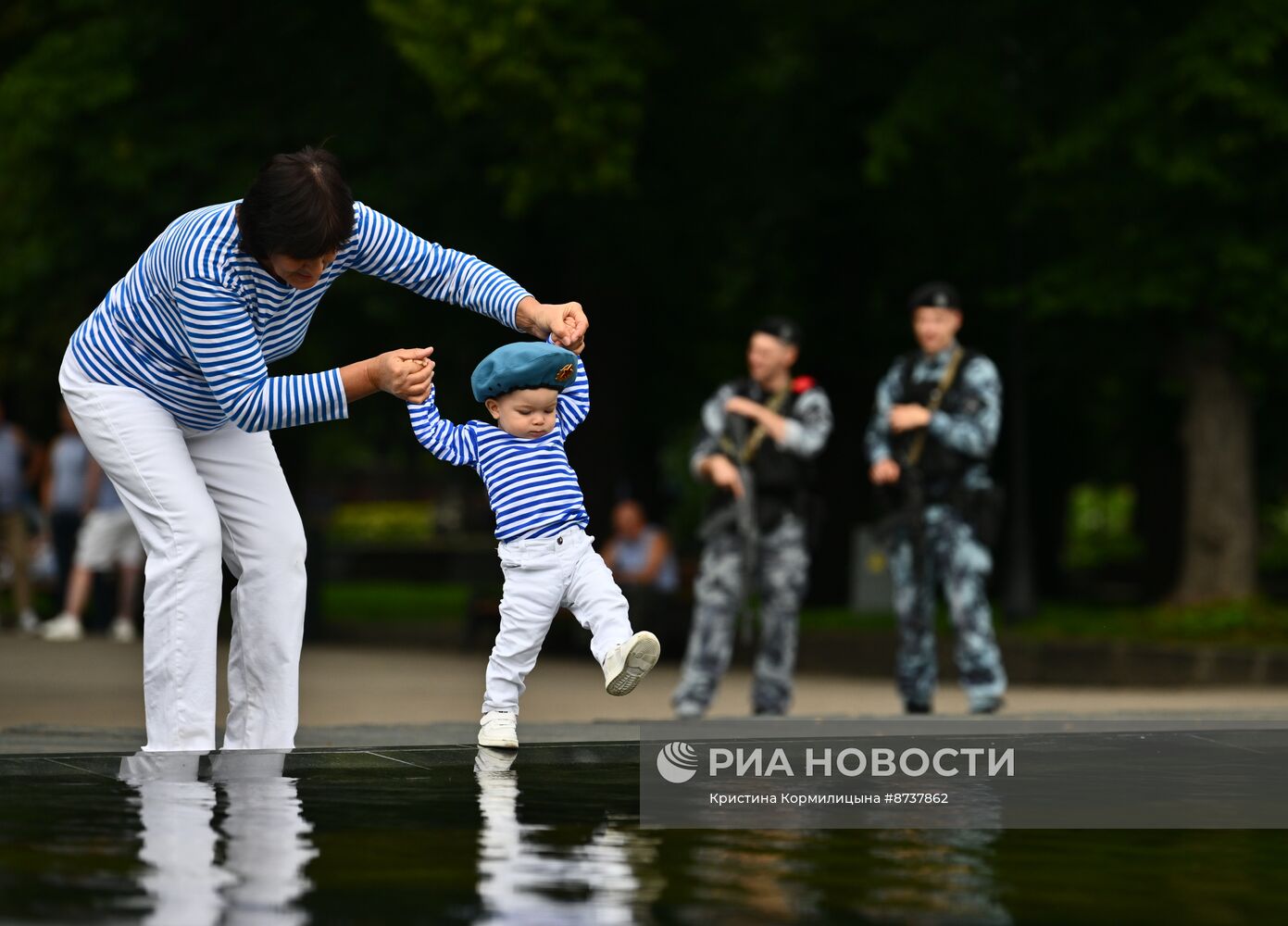 Празднование Дня ВДВ в России