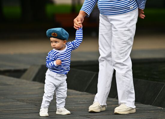 Празднование Дня ВДВ в России