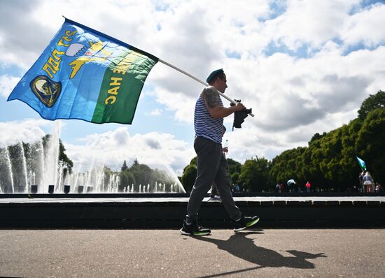 Празднование Дня ВДВ в России
