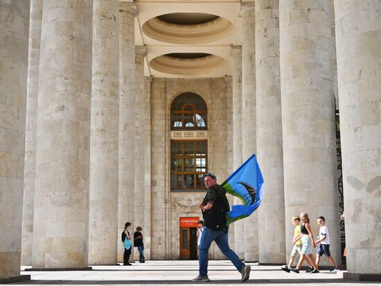 Празднование Дня ВДВ в России