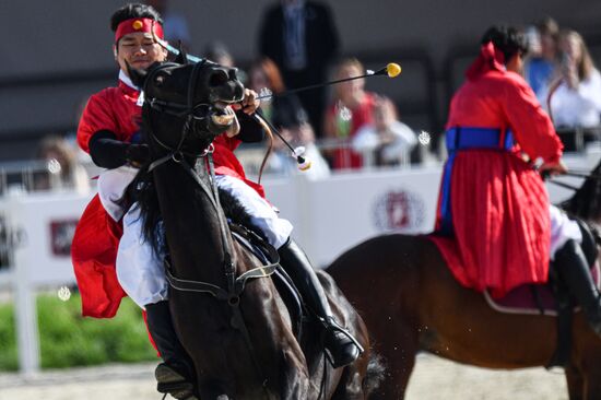 Международные соревнования по конной стрельбе из лука