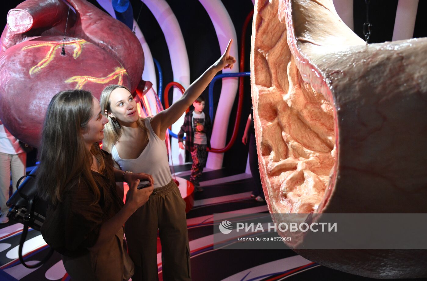 В Гостином дворе открылась бесплатная выставка о будущем