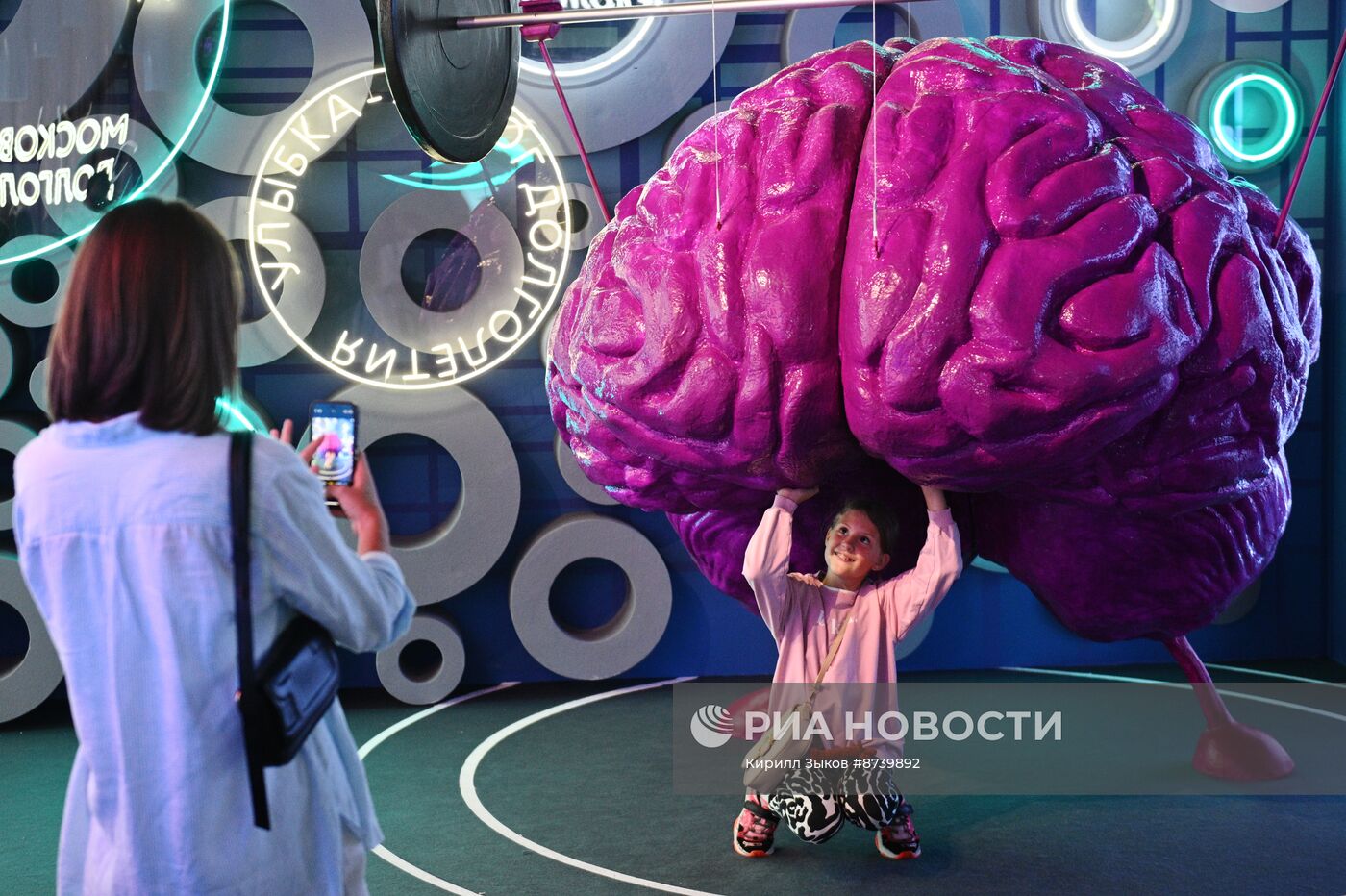 В Гостином дворе открылась бесплатная выставка о будущем