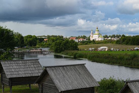 Города России. Суздаль