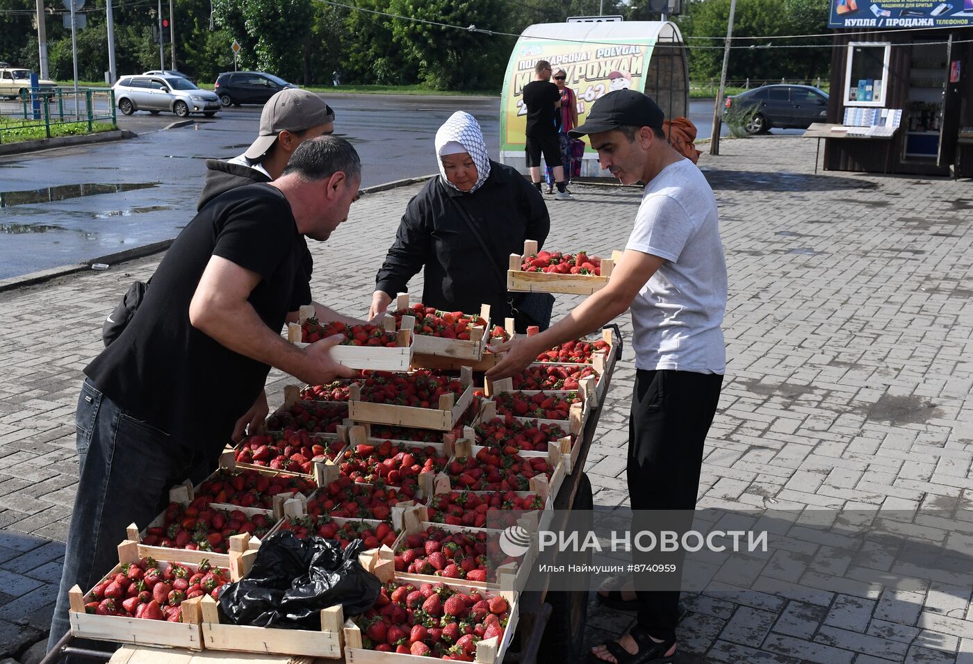 Мигрантам ограничили трудовую деятельность в Красноярском крае