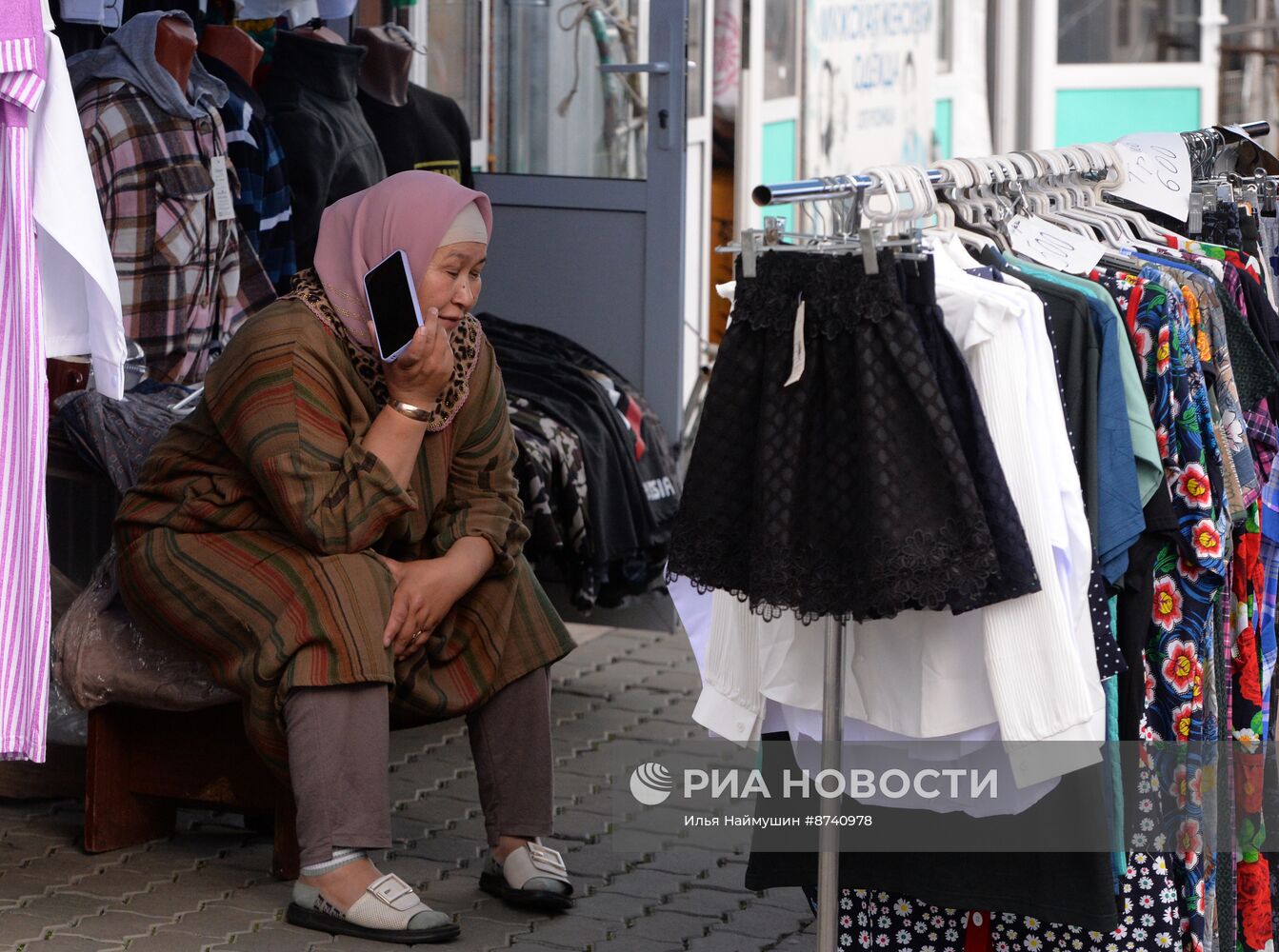 Мигрантам ограничили трудовую деятельность в Красноярском крае