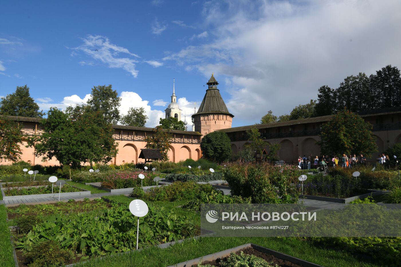 Празднование 1000-летия Суздаля