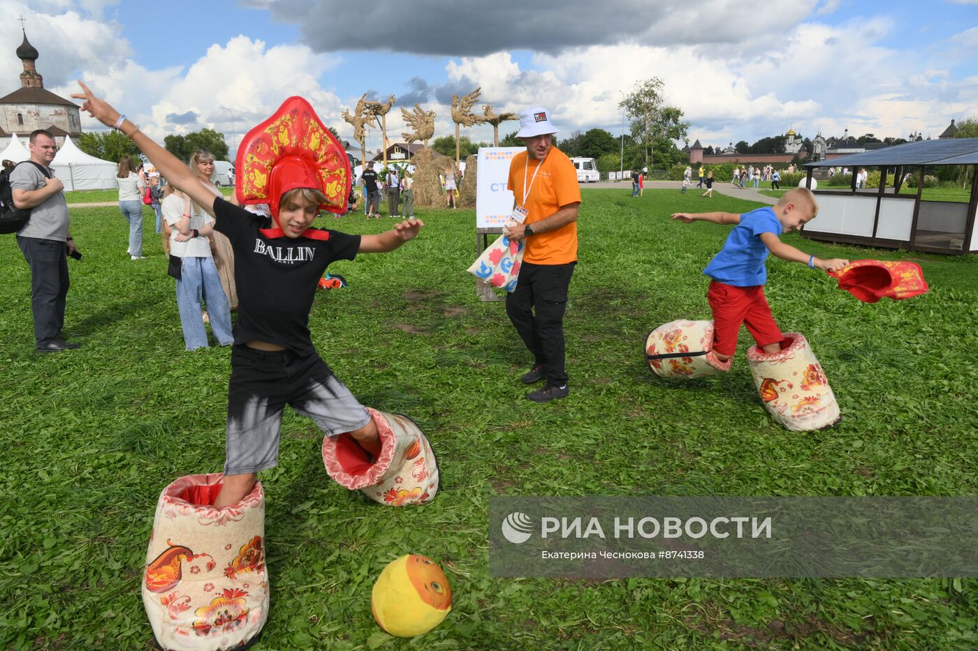 Празднование 1000-летия Суздаля