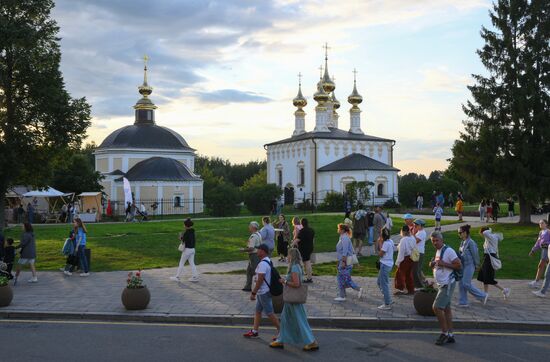 Празднование 1000-летия Суздаля