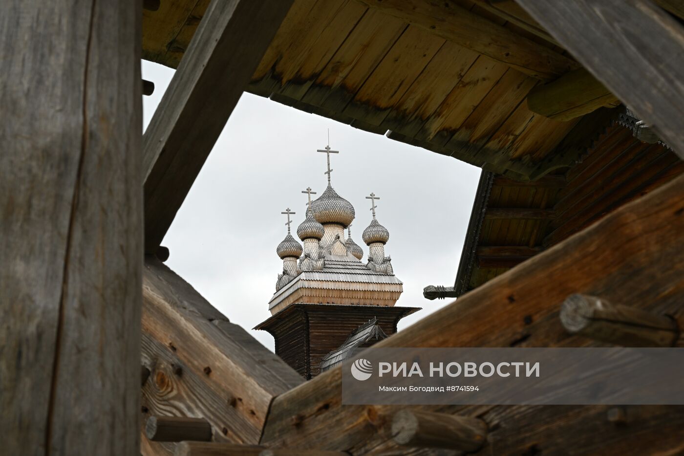 Музей деревянного зодчества "Малые Корелы" в Архангельской области