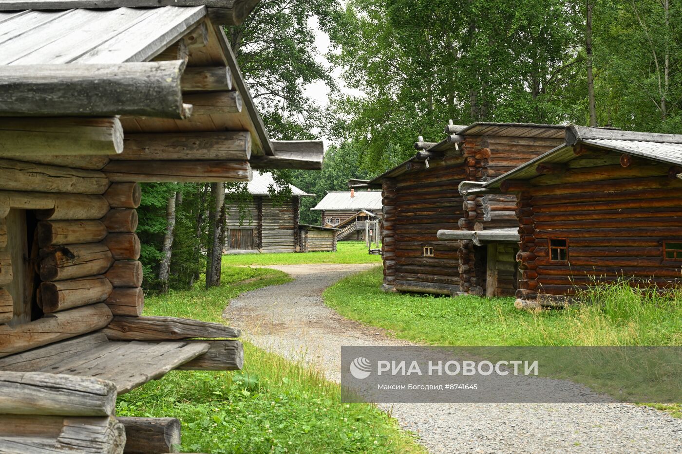 Музей деревянного зодчества "Малые Корелы" в Архангельской области