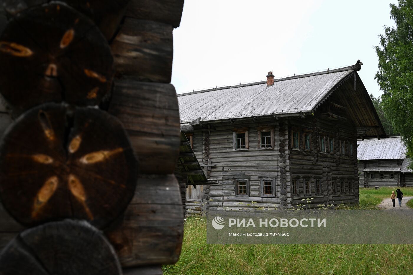 Музей деревянного зодчества "Малые Корелы" в Архангельской области