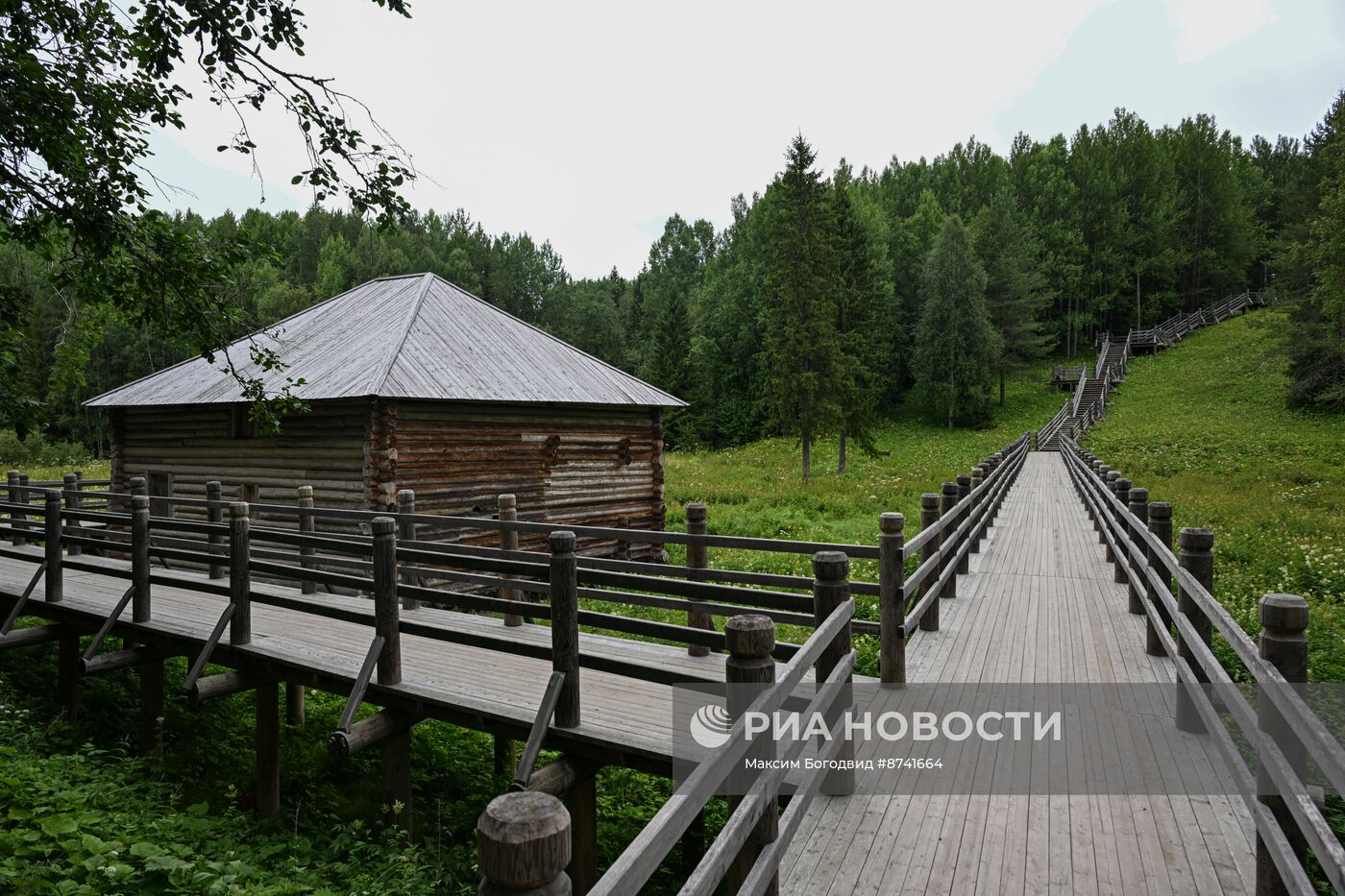 Музей деревянного зодчества "Малые Корелы" в Архангельской области