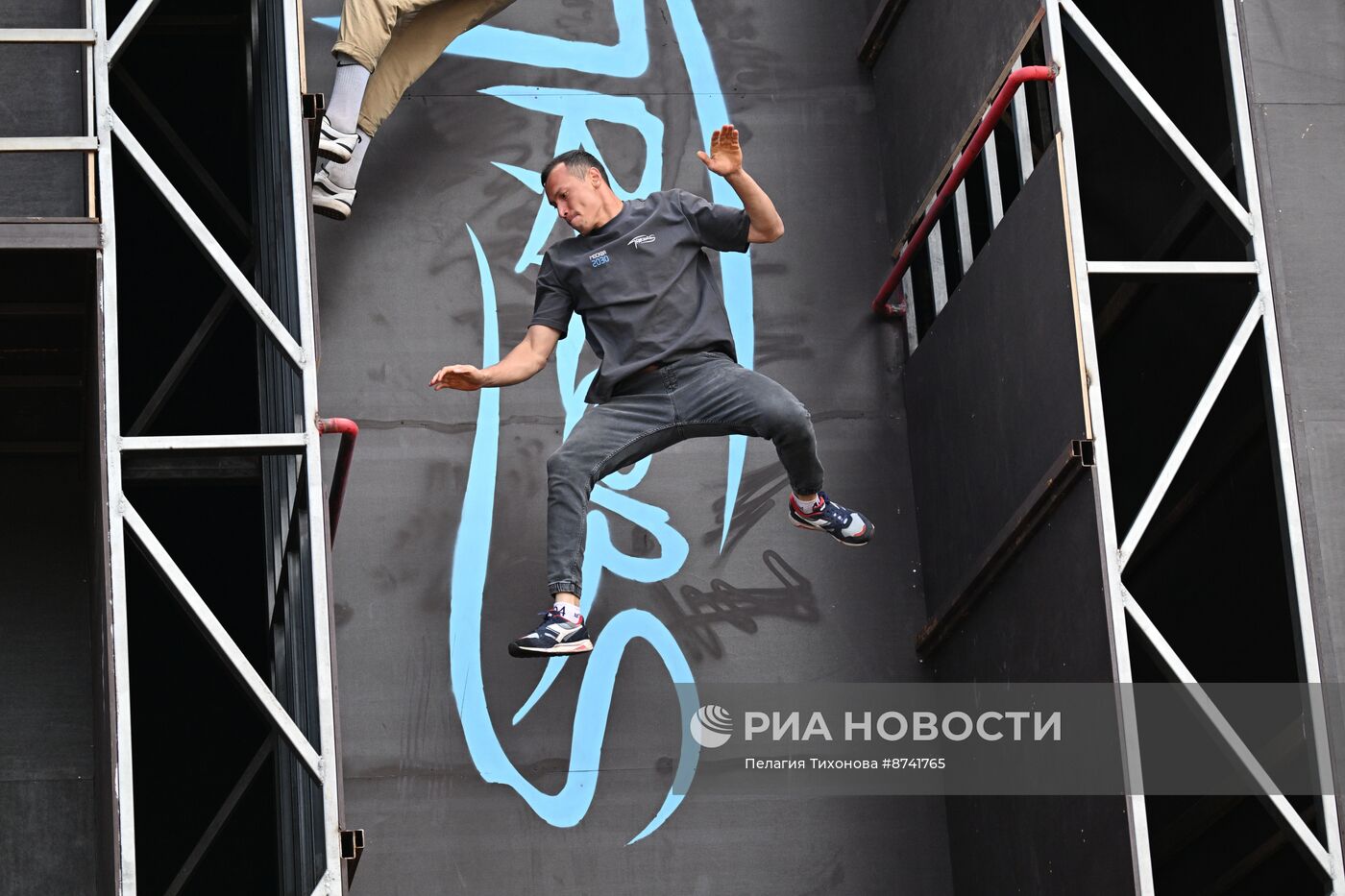 Зона экстремальных видов спорта в Лужниках 