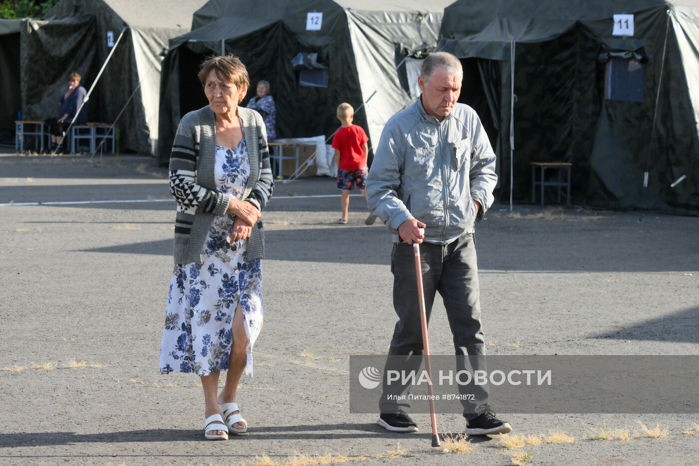 Палаточный пункт временного размещения МЧС России в Курске