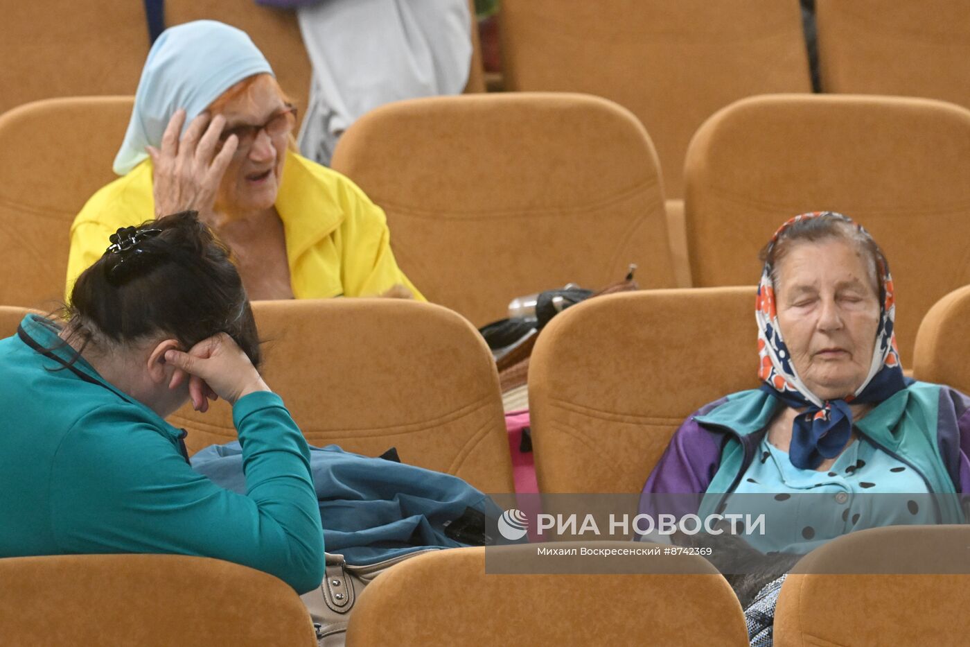 Эвакуация мирных жителей из Краснояружского района Белгородской области