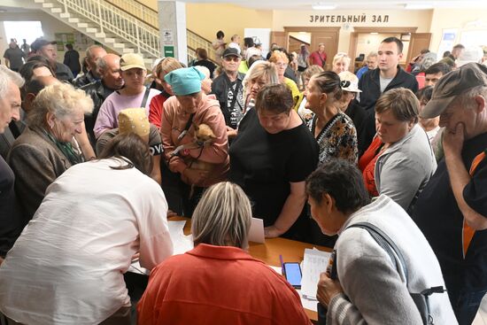 Эвакуация мирных жителей из Краснояружского района Белгородской области