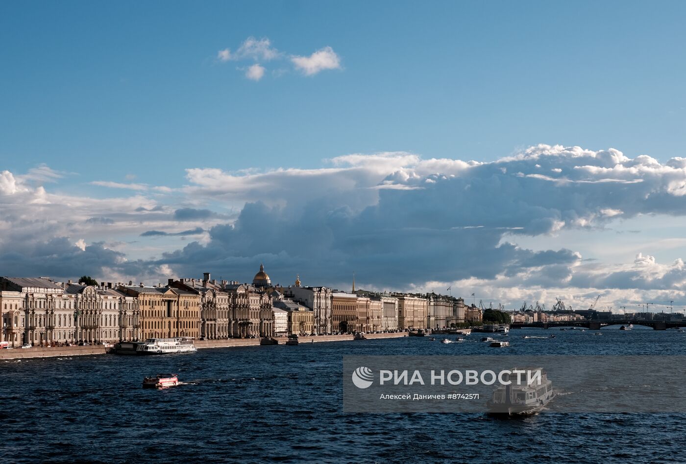 Повседневная жизнь в Санкт-Петербурге