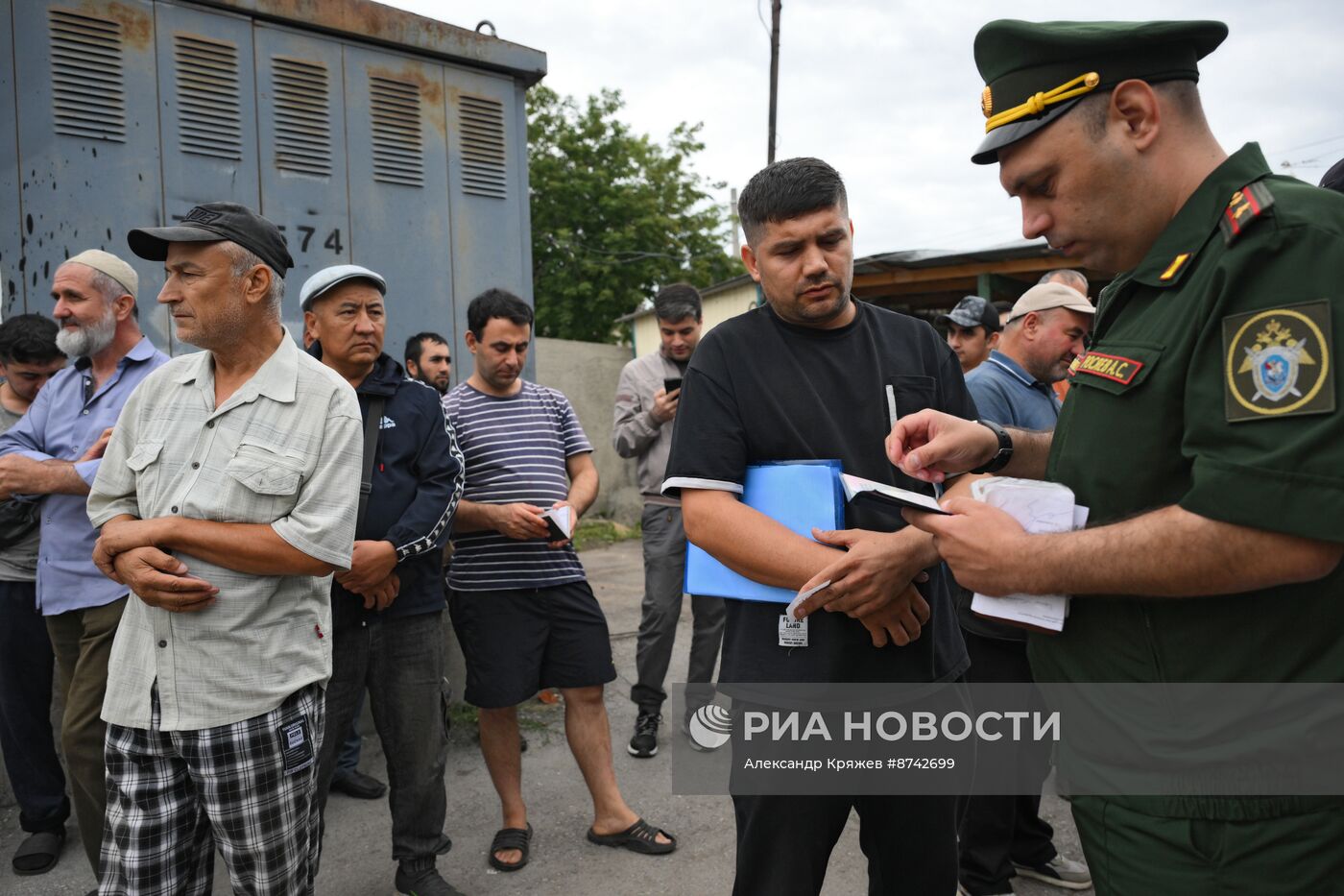 Рейд по проверке документов воинского учета у мигрантов, получивших гражданство РФ