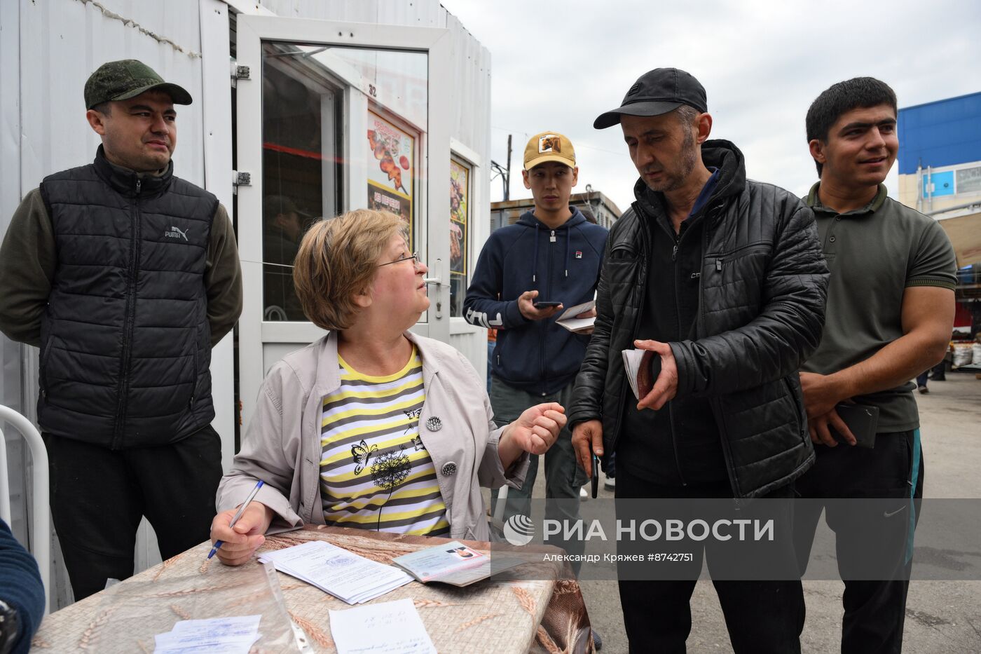 Рейд по проверке документов воинского учета у мигрантов, получивших гражданство РФ