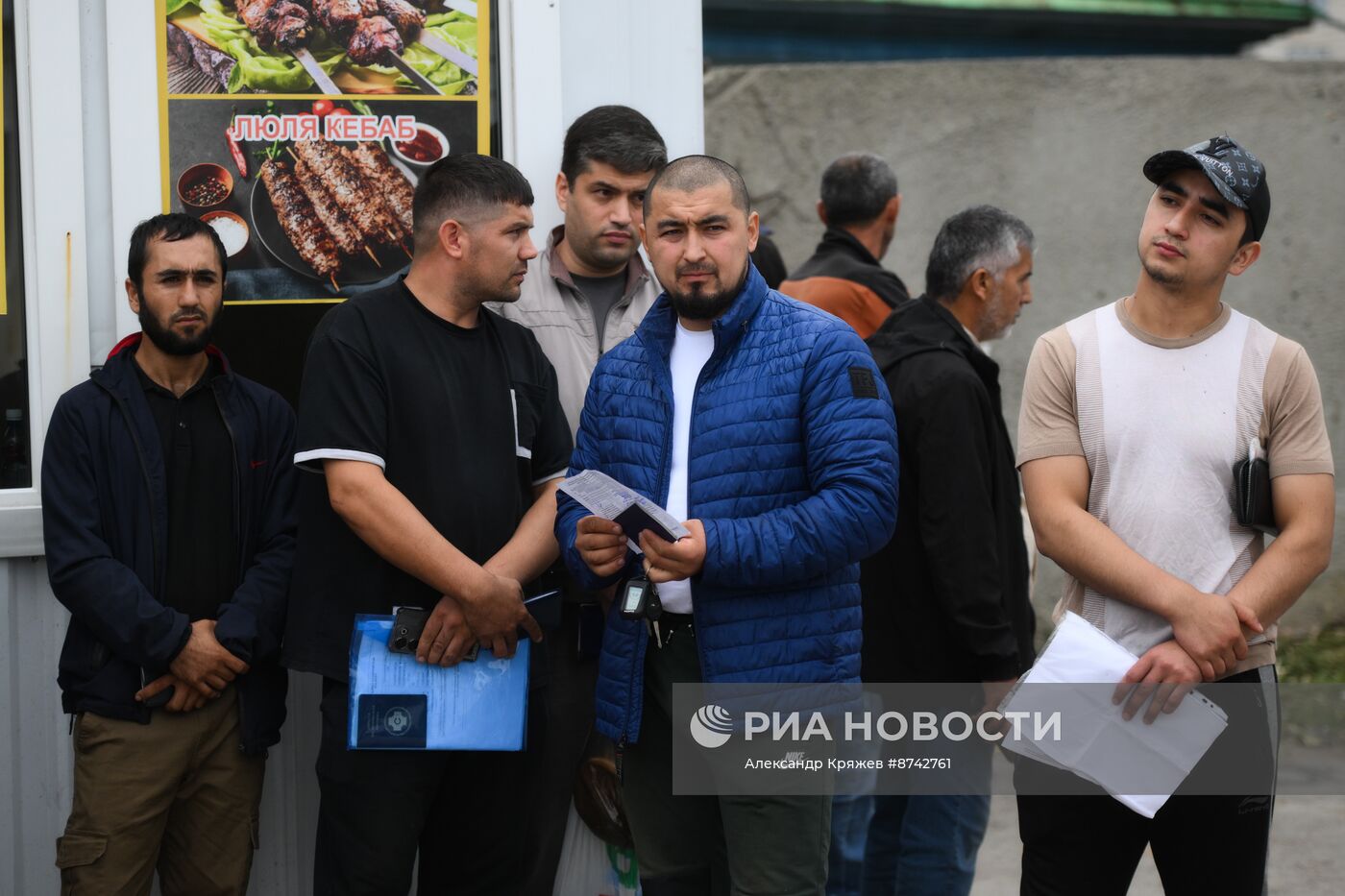 Рейд по проверке документов воинского учета у мигрантов, получивших гражданство РФ