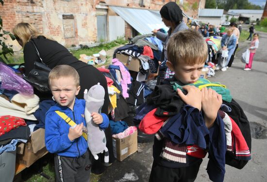 Пункт сбора гумпомощи для жителей Курской области