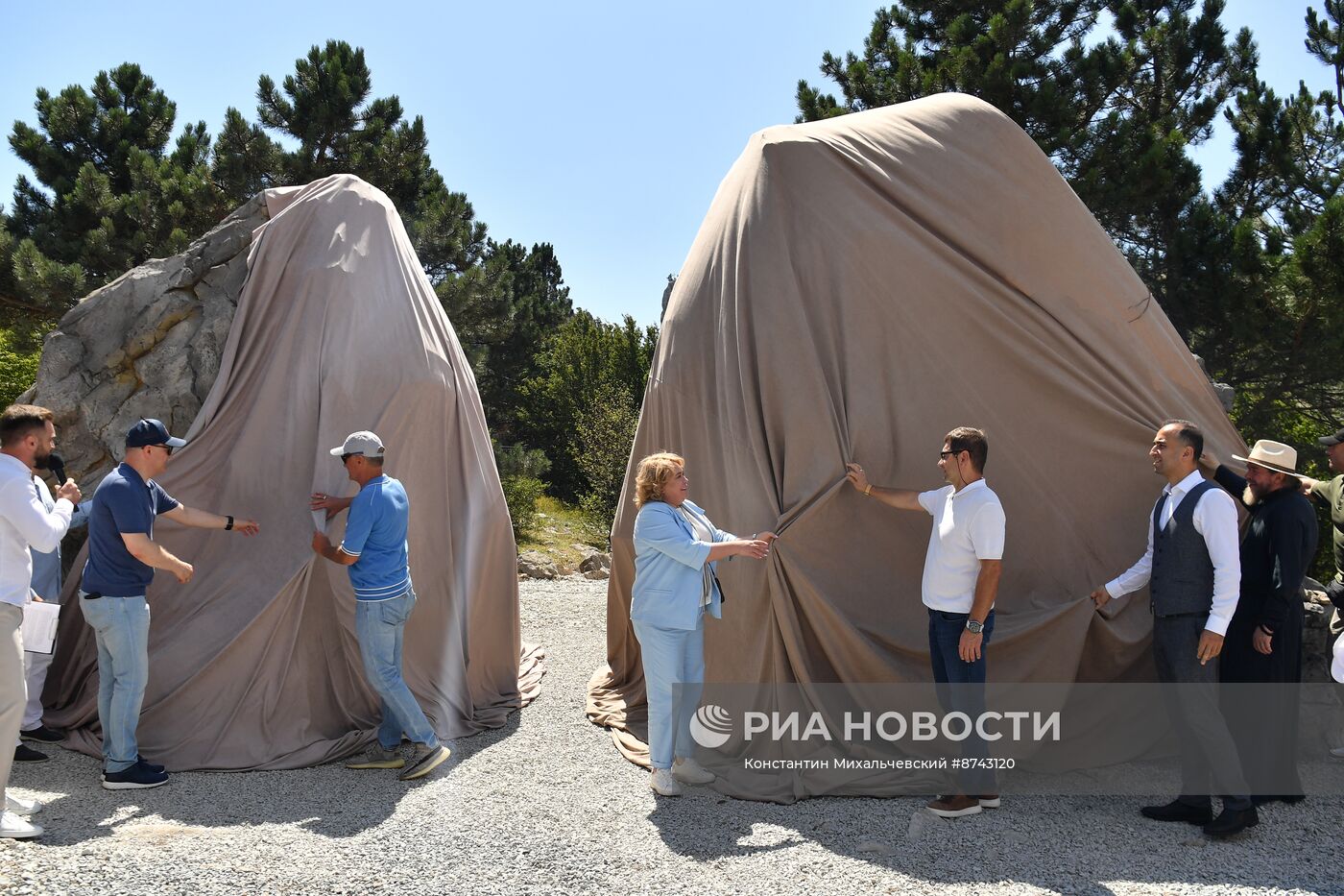 Открытие арт-объекта на Ай-Петри в Крыму