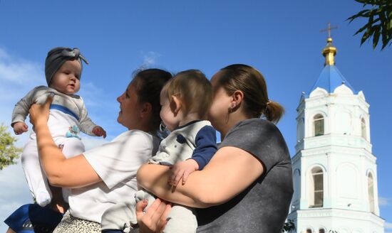 Пункт временного размещения на базе мужского монастыря Курской Коренной пустыни