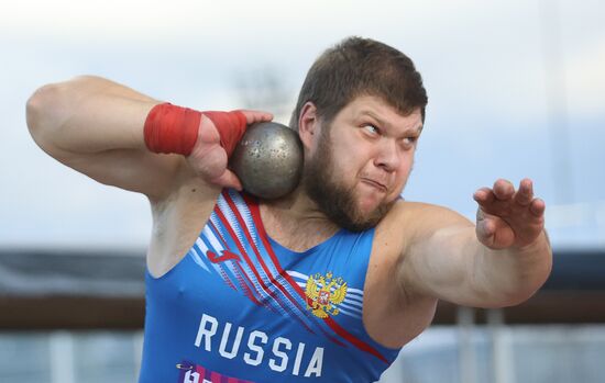 Чемпионат России по легкой атлетике. День первый 