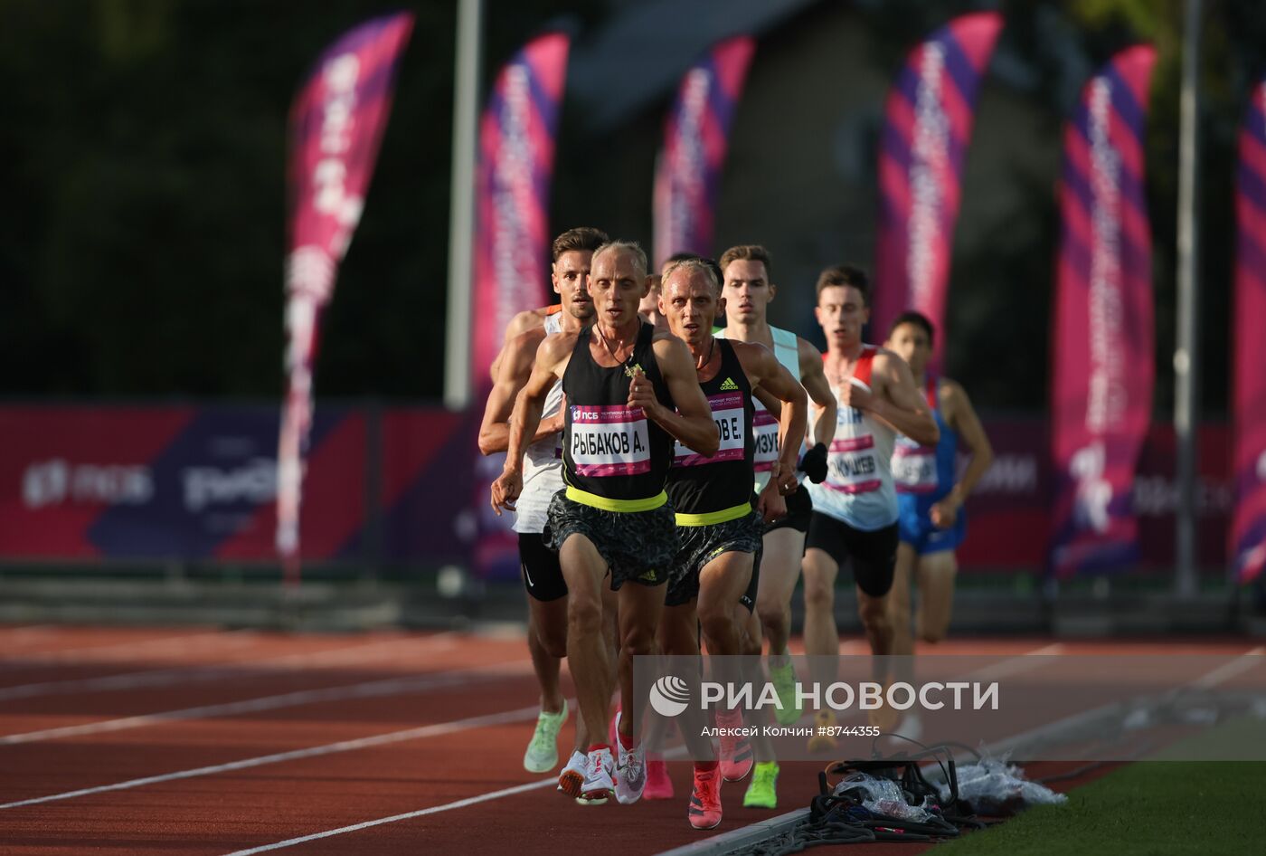 Чемпионат России по легкой атлетике. День первый 