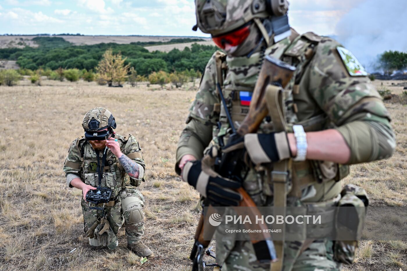 Военнослужащие добровольческого отряда спецназначения "Рысь" группировки "Юг"