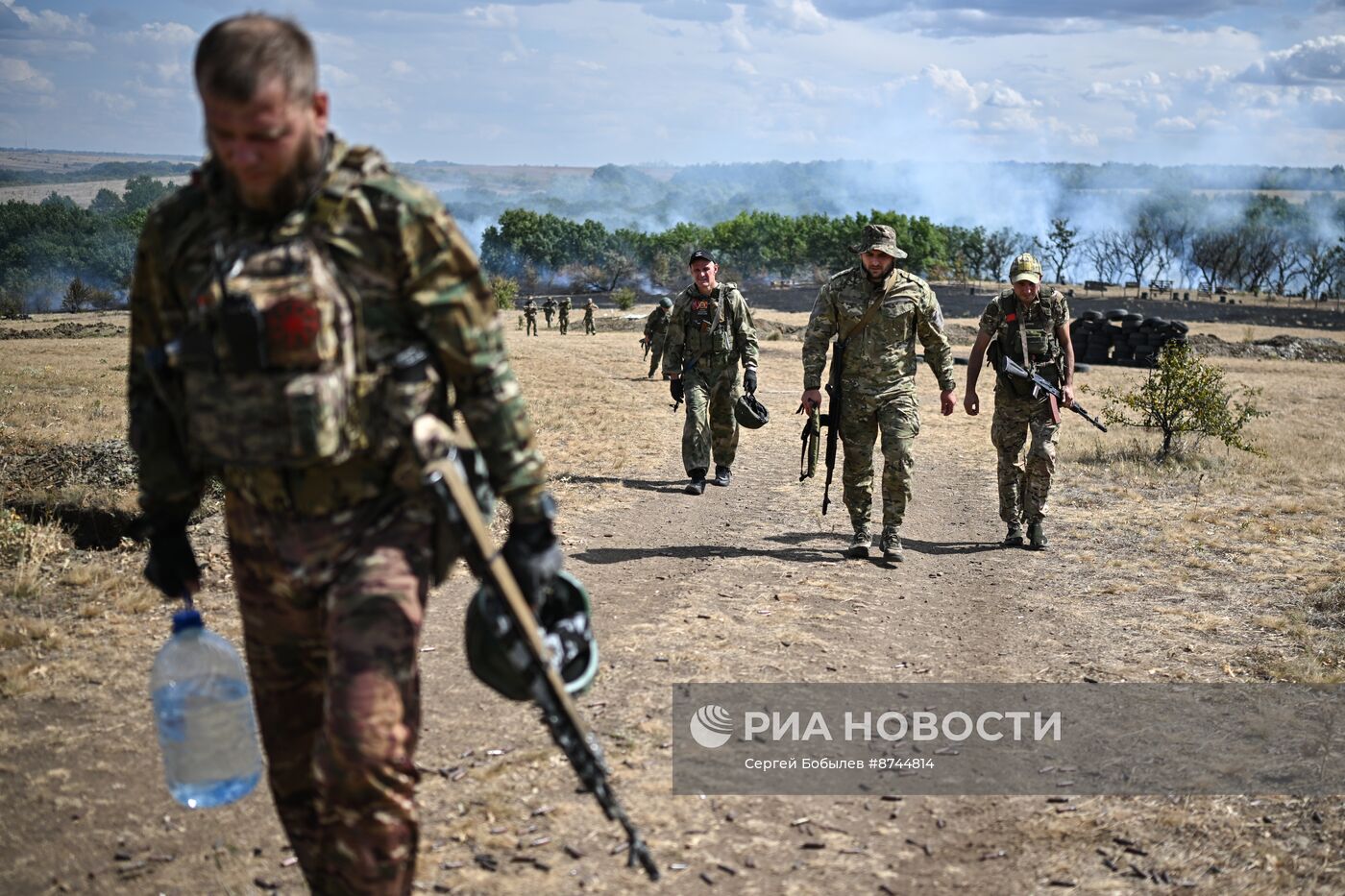 Военнослужащие добровольческого отряда спецназначения "Рысь" группировки "Юг"