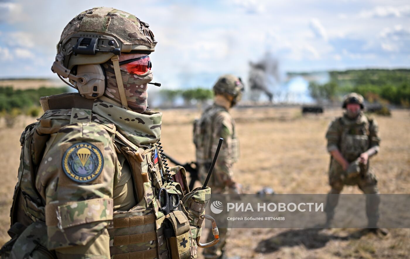 Военнослужащие добровольческого отряда спецназначения "Рысь" группировки "Юг"