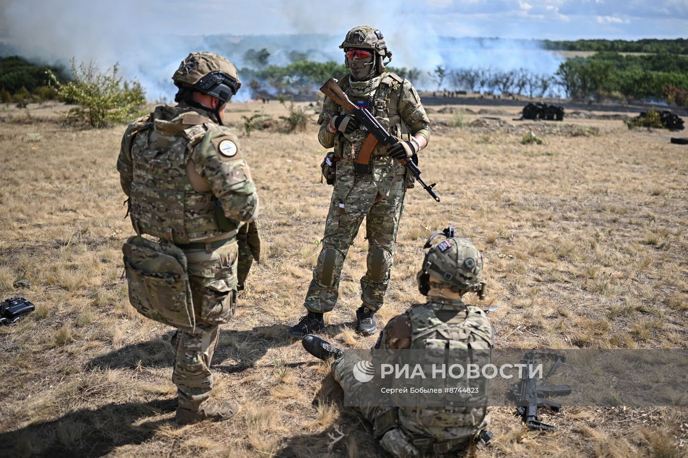 Военнослужащие добровольческого отряда спецназначения "Рысь" группировки "Юг"