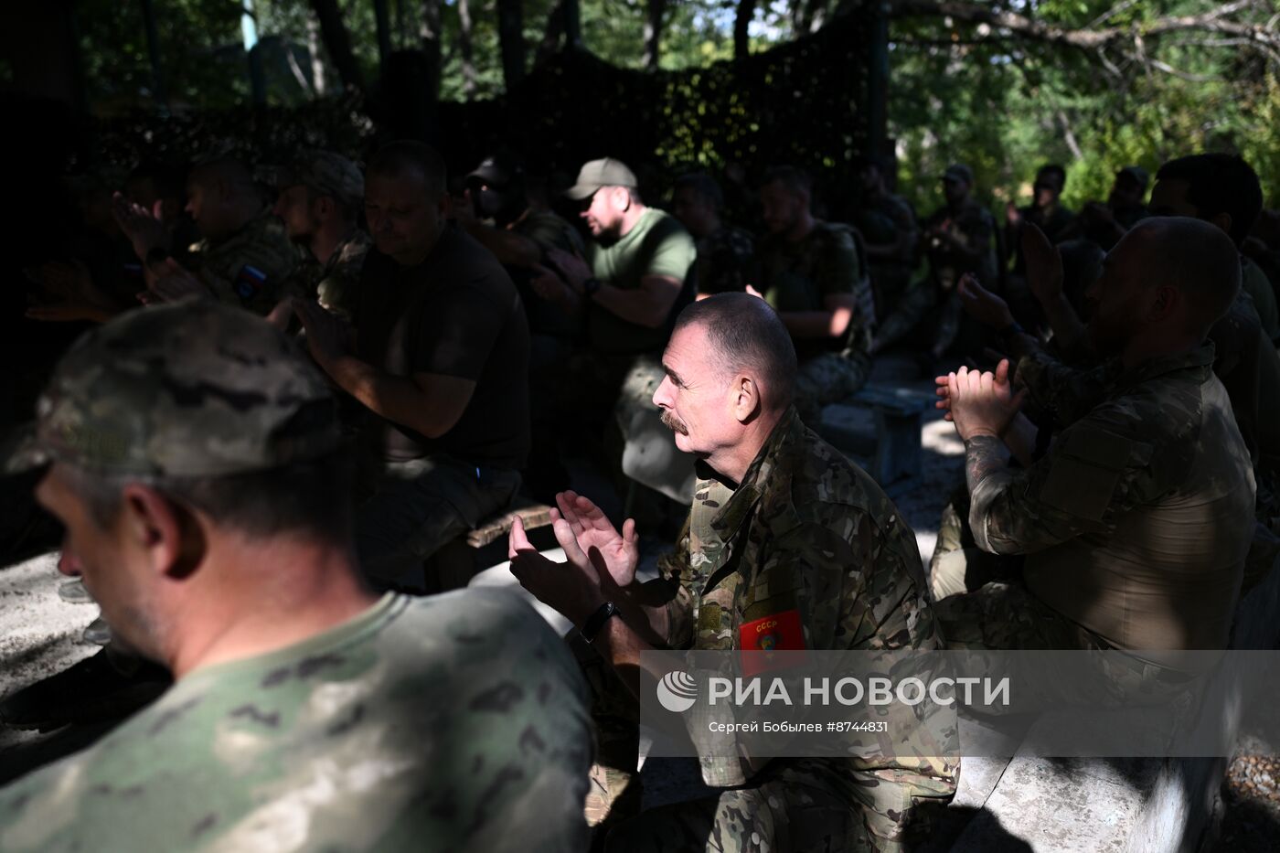 Военнослужащие добровольческого отряда спецназначения "Рысь" группировки "Юг"