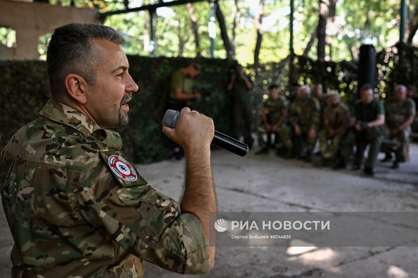 Военнослужащие добровольческого отряда спецназначения "Рысь" группировки "Юг"