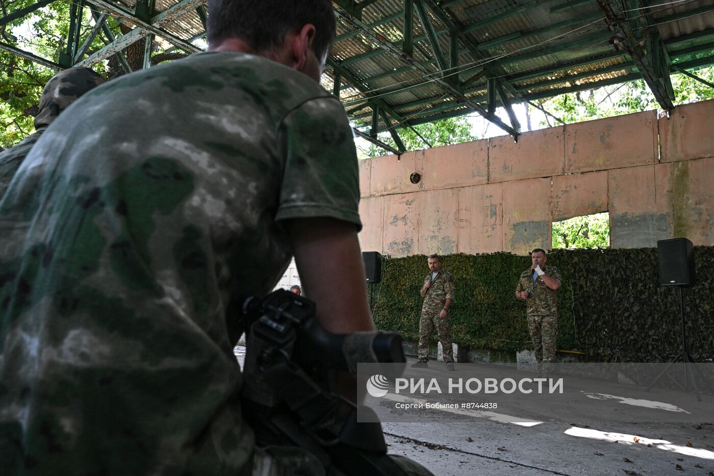 Военнослужащие добровольческого отряда спецназначения "Рысь" группировки "Юг"