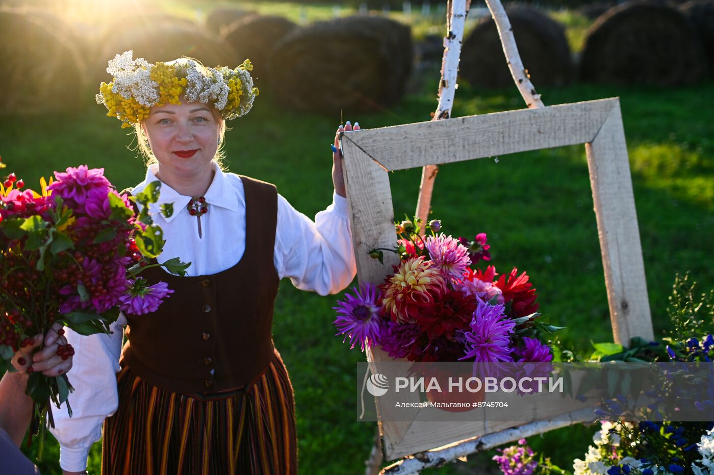 Латышский праздник "Zalumballe" в Омской области