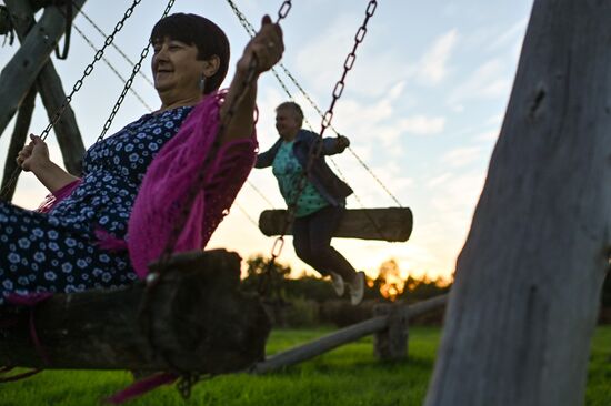 Латышский праздник "Zalumballe" в Омской области