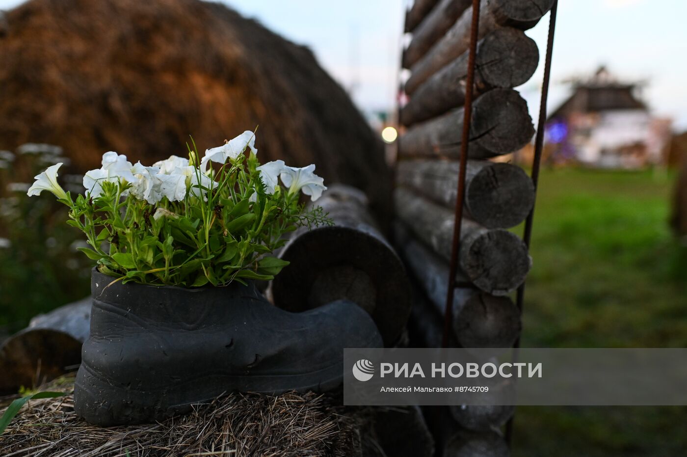 Латышский праздник "Zalumballe" в Омской области