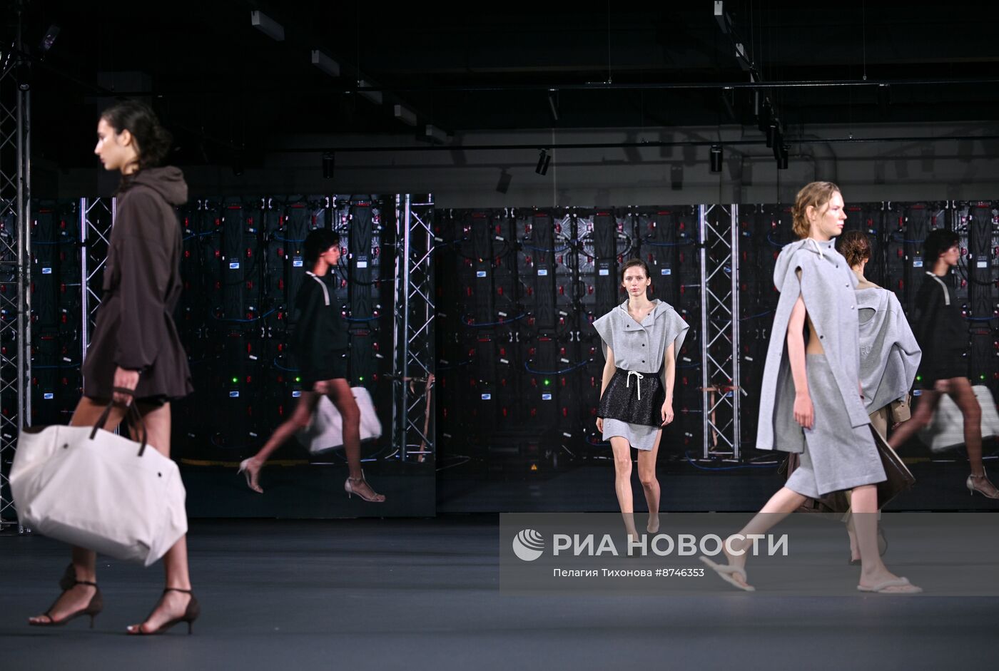 Международная неделя моды UF LAB