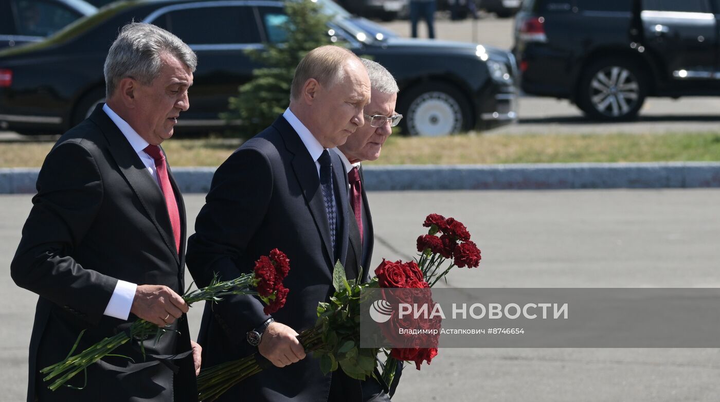 Рабочая поездка президента Владимира Путина в республику Северная Осетия - Алания